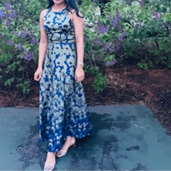 Different brand dresses - Picture 2 of 13